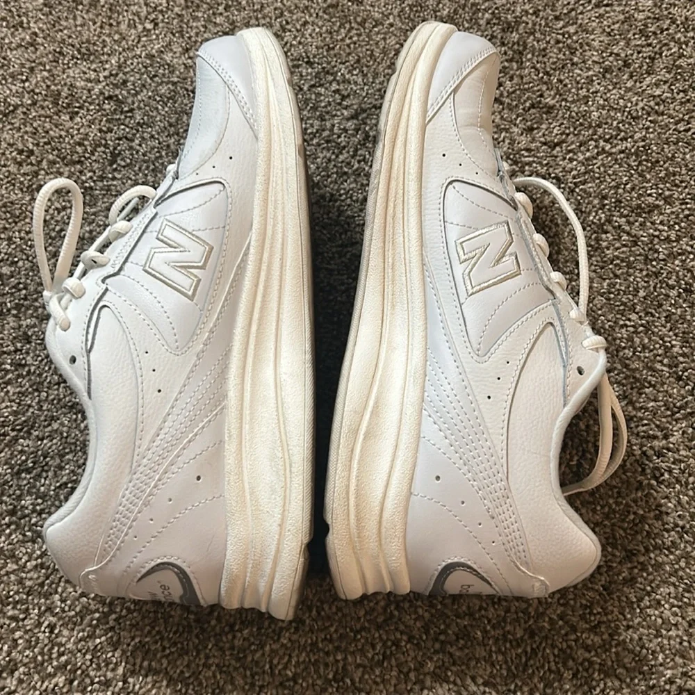 Unisex New Balance 577 White Sneakers